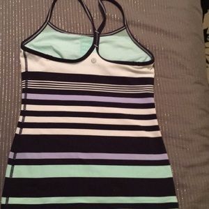 Lululemon top